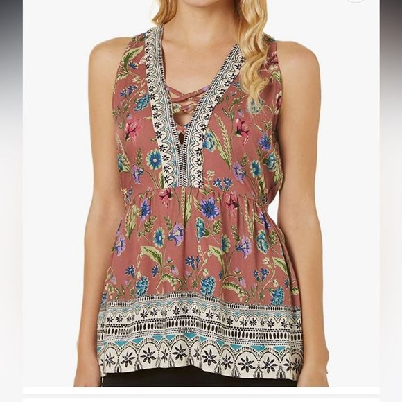 Angie women's sleeveless tank top with criss cross front detail - Picture 1 of 7